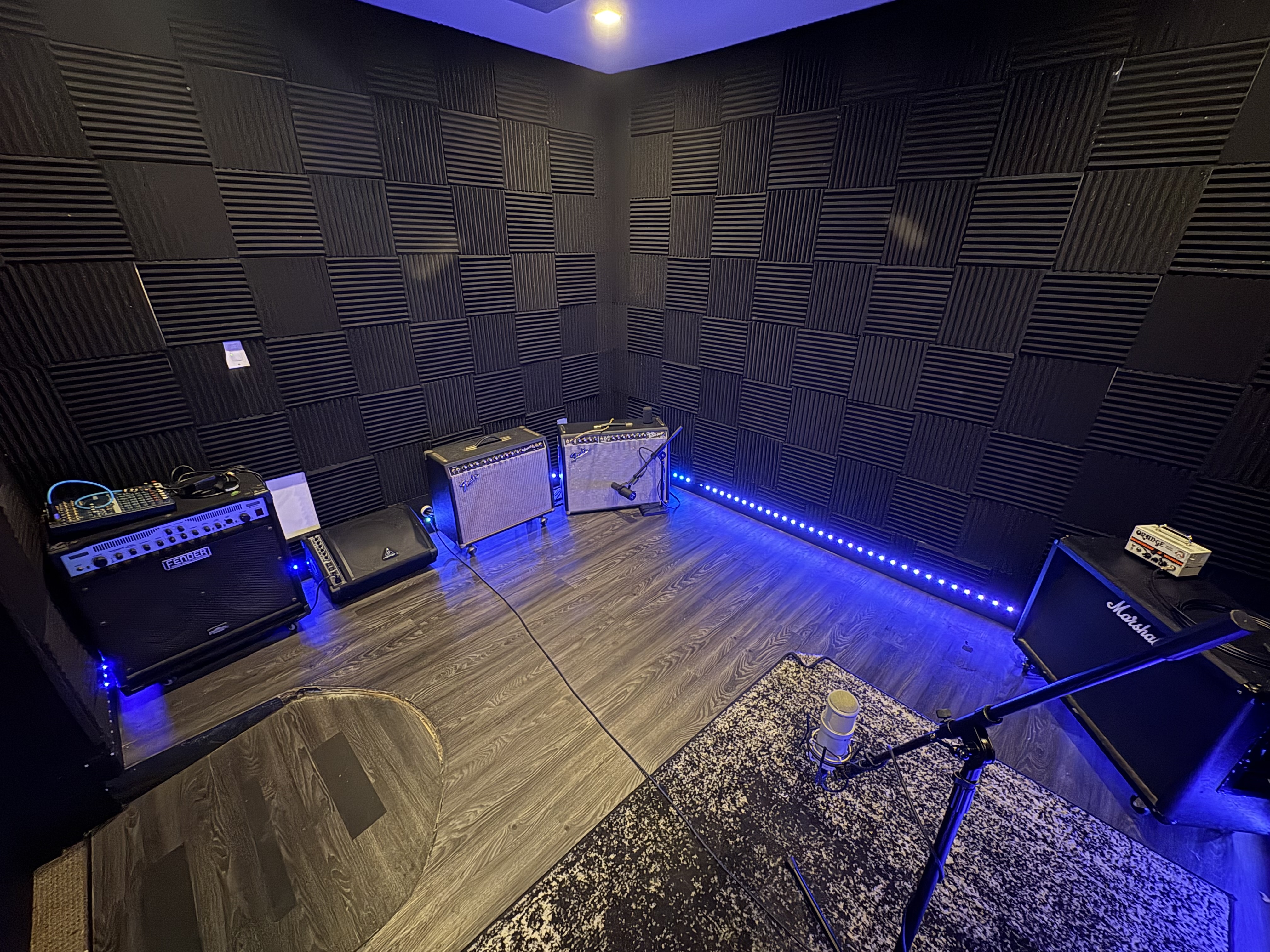 Live Room 2